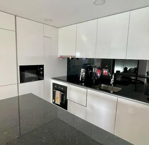 Cozy Apartment, Invicta City Opo *