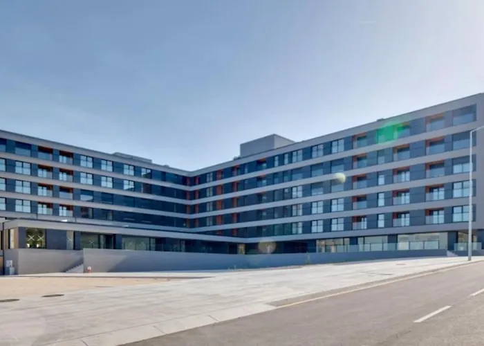 Cozy Apartment, Invicta City Opo شقة